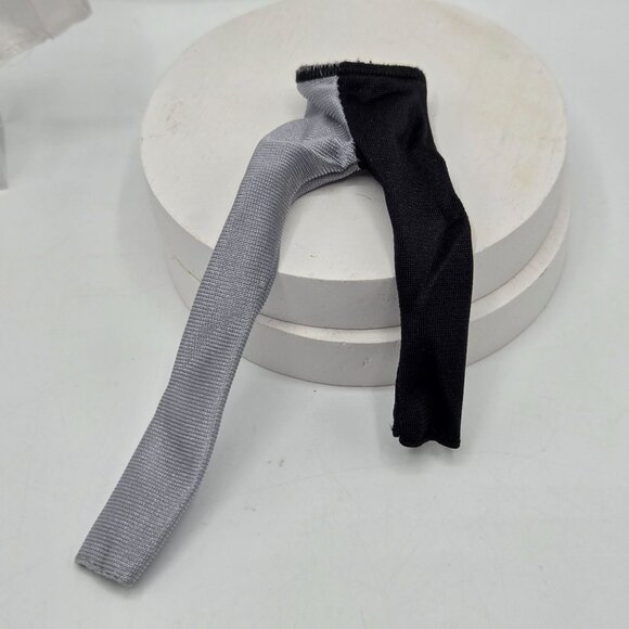 Monster High Ghoulia Yelps Mad Science Lab Jacket & Frankie Stein Doll Leggings - Picture 3 of 5